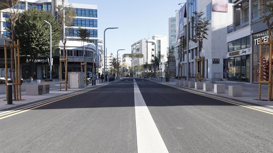 Άνοιγμα της λεωφόρου Μακαρίου και σχέδια επιχορήγησης ηλεκτρικών οχημάτων