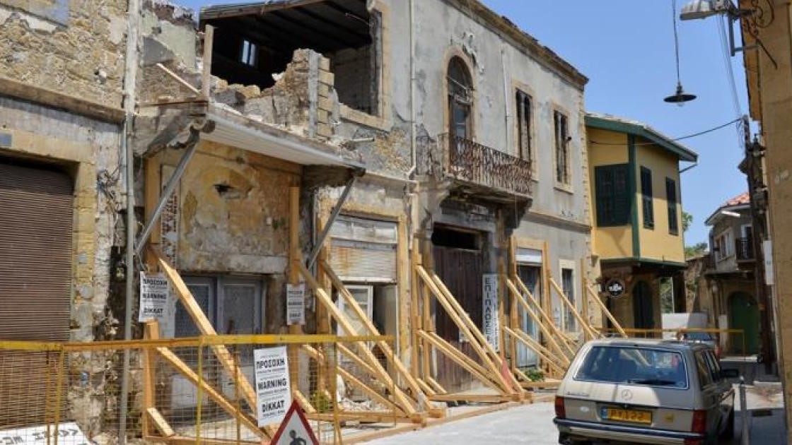 Πρόταση Νόμου για έλεγχο επικίνδυνων οικοδομών