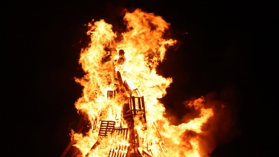 Η Βουλή καταψήφισε το νομοσχέδιο για ρύθμιση και έλεγχο των λαμπρατζιών